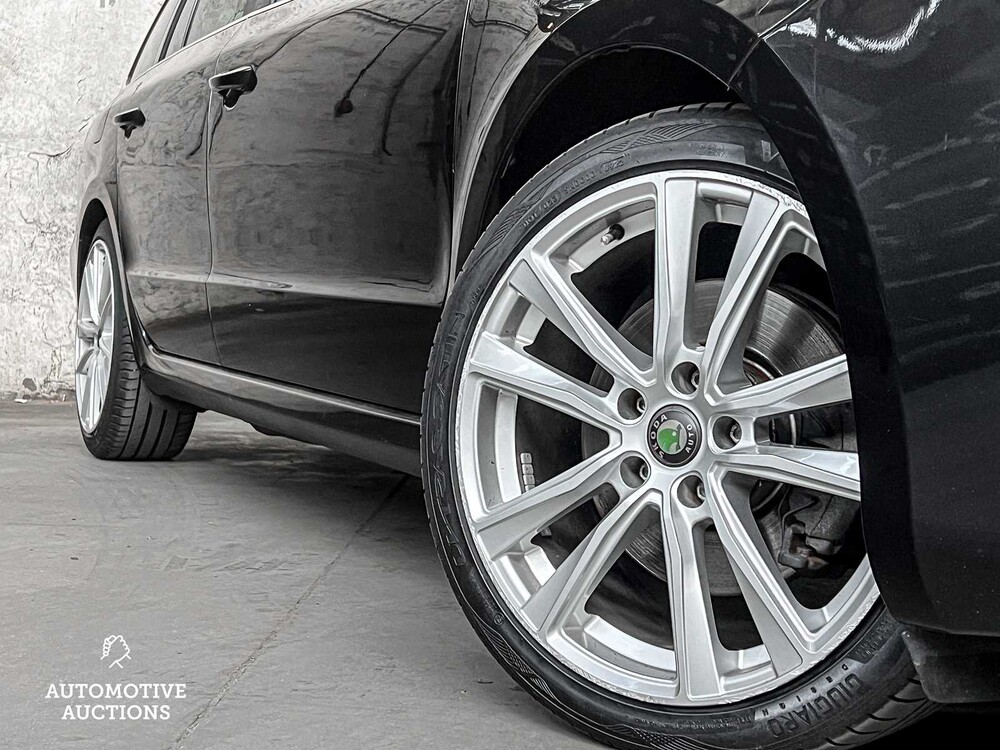 Skoda Superb Combi 1.6 TDI Grl. Amb.Bns 105PS 2012 -Fertigmodell NL-, 59-TSV-8