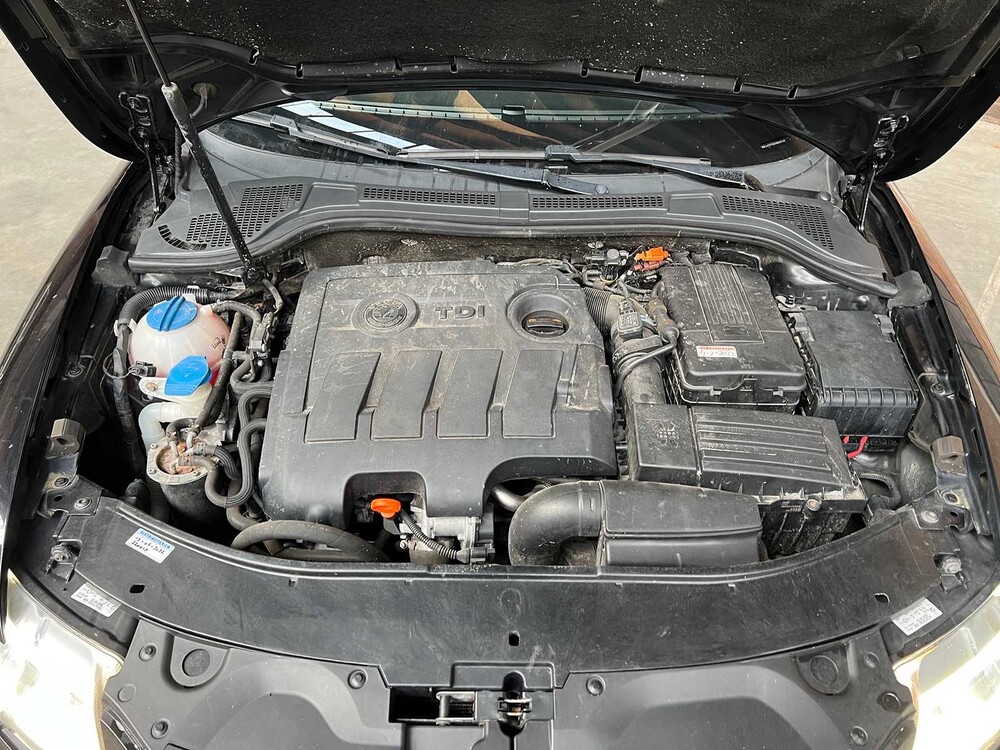 Skoda Superb Combi 1.6 TDI Grl. Amb.Bns 105PS 2012 -Fertigmodell NL-, 59-TSV-8