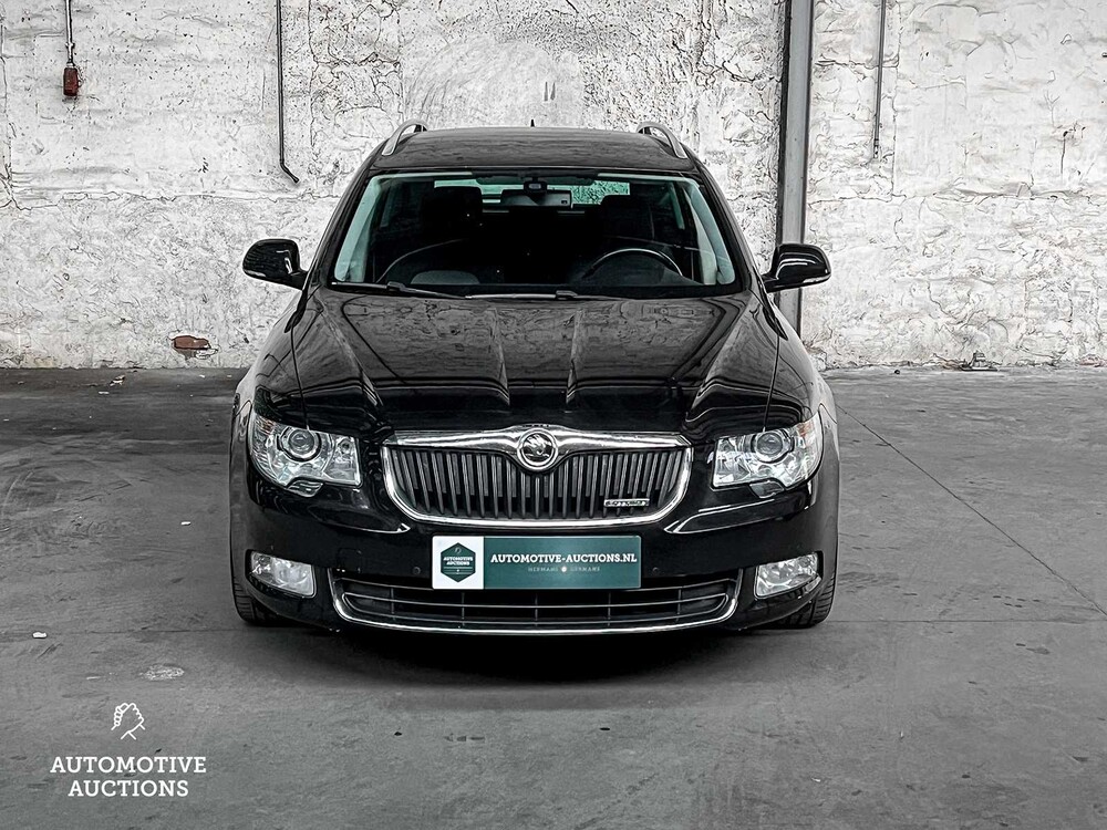 Skoda Superb Combi 1.6 TDI Grl. Amb.Bns 105PS 2012 -Fertigmodell NL-, 59-TSV-8