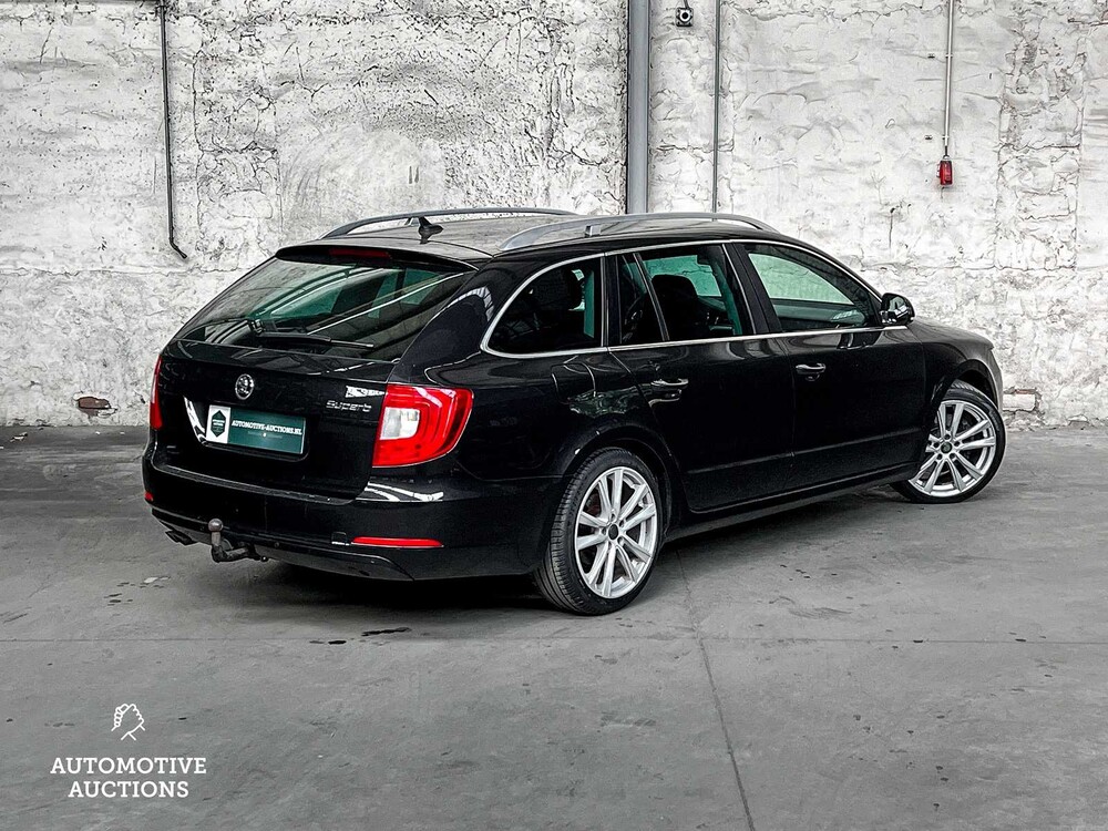 Skoda Superb Combi 1.6 TDI Grl. Amb.Bns 105PS 2012 -Fertigmodell NL-, 59-TSV-8