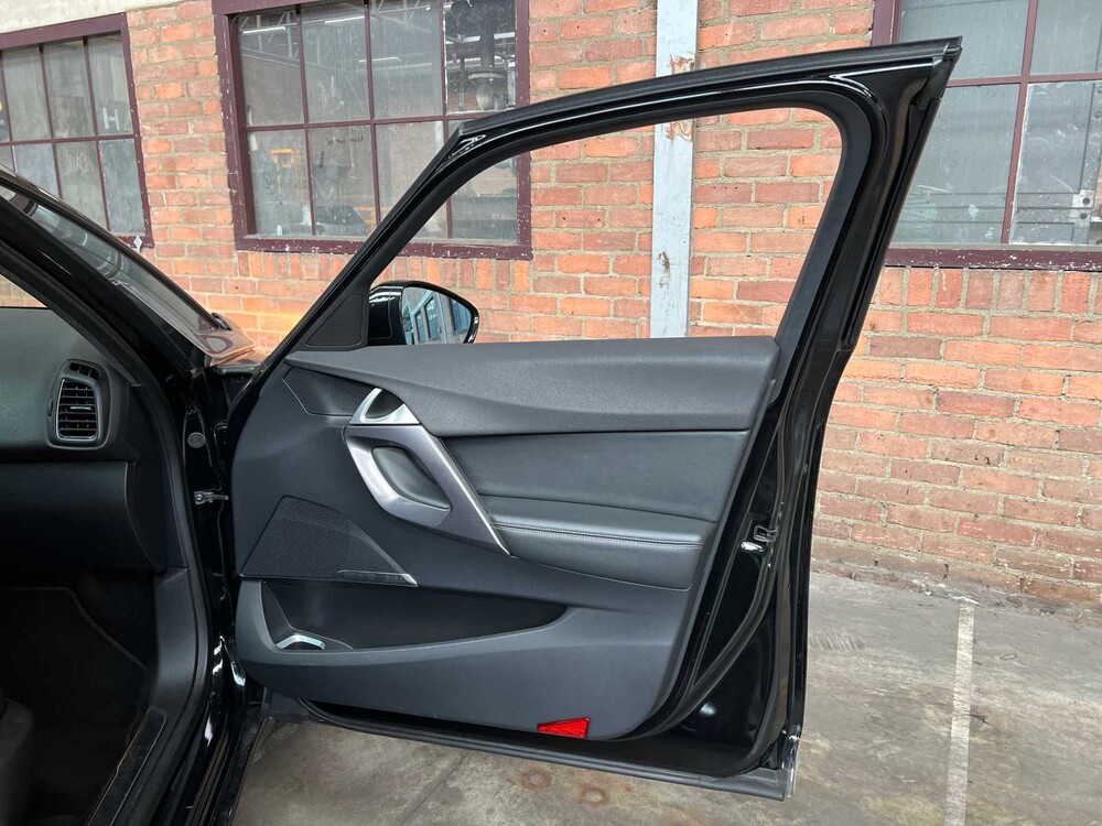 Citroen DS5 1.6 THP Business Executive 156PS 2013 (Original-UK), 6-KFH-01