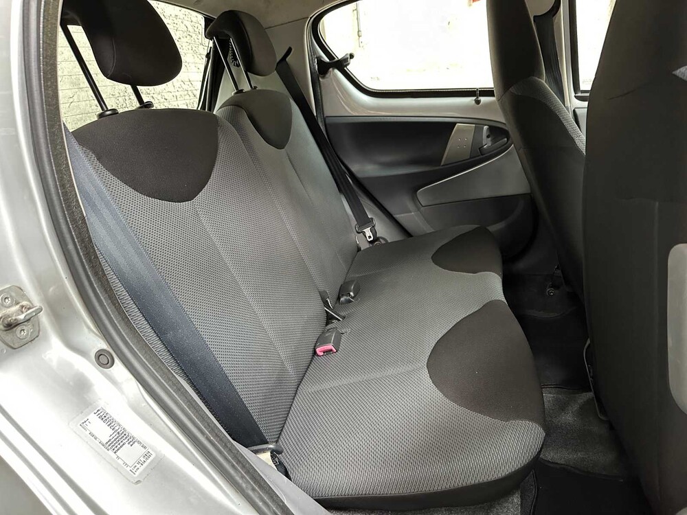 Toyota Aygo 1.0-12V 68PS 2006, TT-633-R