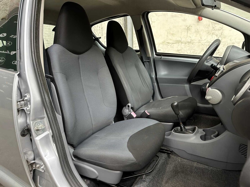 Toyota Aygo 1.0-12V 68PS 2006, TT-633-R