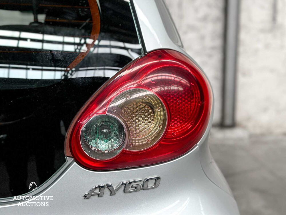 Toyota Aygo 1.0-12V 68PS 2006, TT-633-R