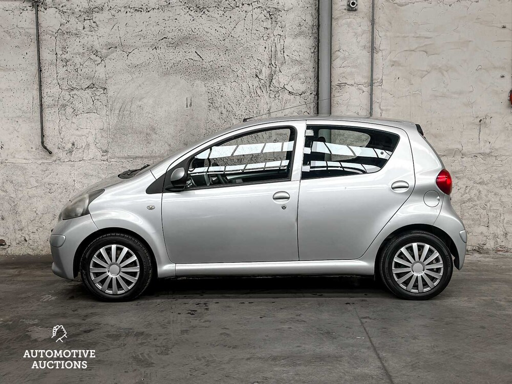 Toyota Aygo 1.0-12V 68PS 2006, TT-633-R