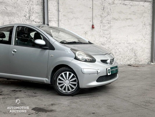 Toyota Aygo 1.0-12V 68PS 2006, TT-633-R