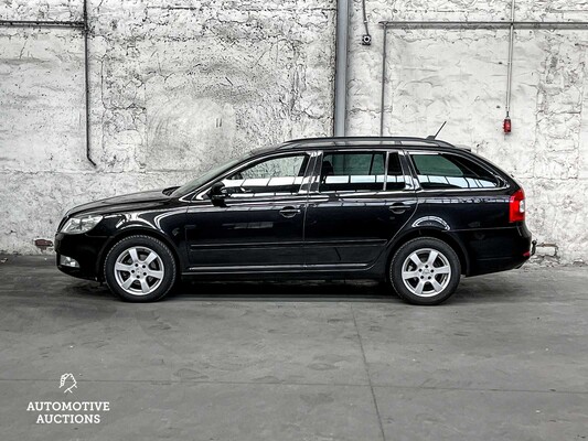 Skoda Octavia Combi 1.6 TDI Greentech Ambition Business Line 105pk 2011 -Orig. NL-, 11-PLT-8