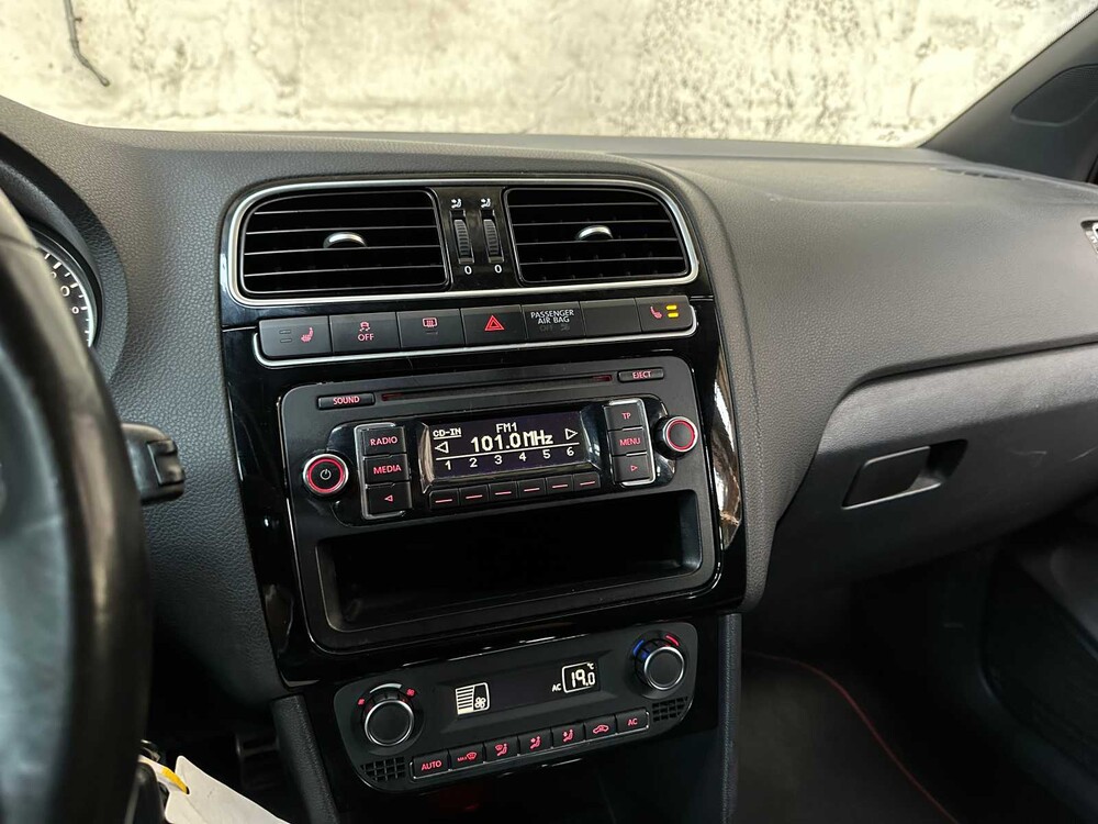 Volkswagen Polo GTI 1.4 TSI 179hp 2011, HZ-717-Z