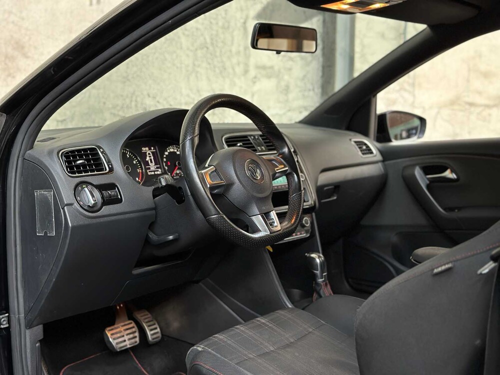 Volkswagen Polo GTI 1.4 TSI 179hp 2011, HZ-717-Z