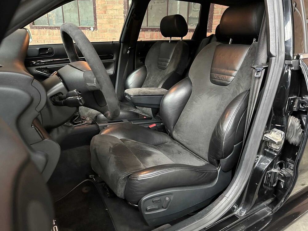 Audi RS4 Avant 2.7 V6 BiTurbo Quattro B5 381pk 2000