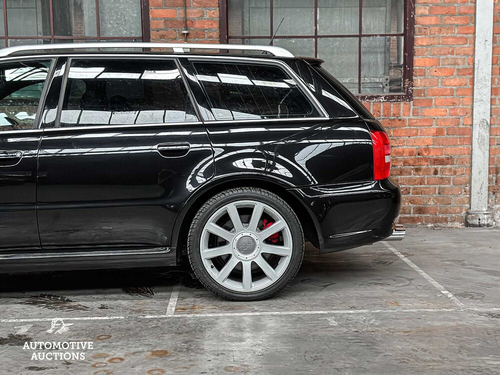 Audi RS4 Avant 2.7 V6 BiTurbo Quattro B5 381pk 2000