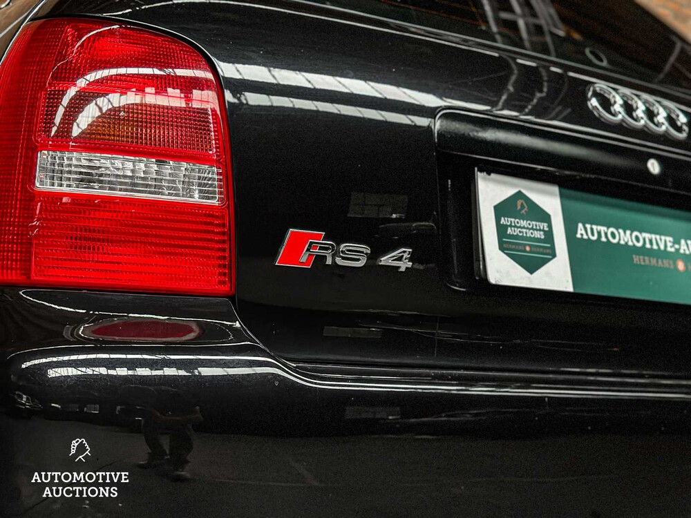 Audi RS4 Avant 2.7 V6 BiTurbo Quattro B5 381pk 2000