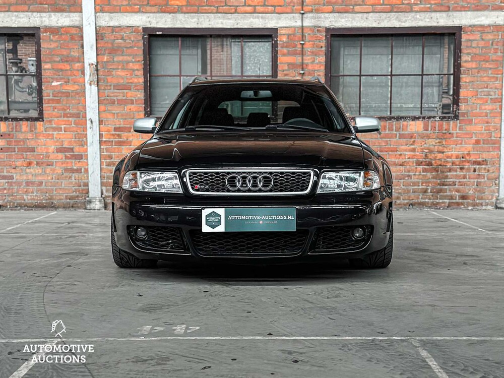 Audi RS4 Avant 2.7 V6 BiTurbo Quattro B5 381pk 2000