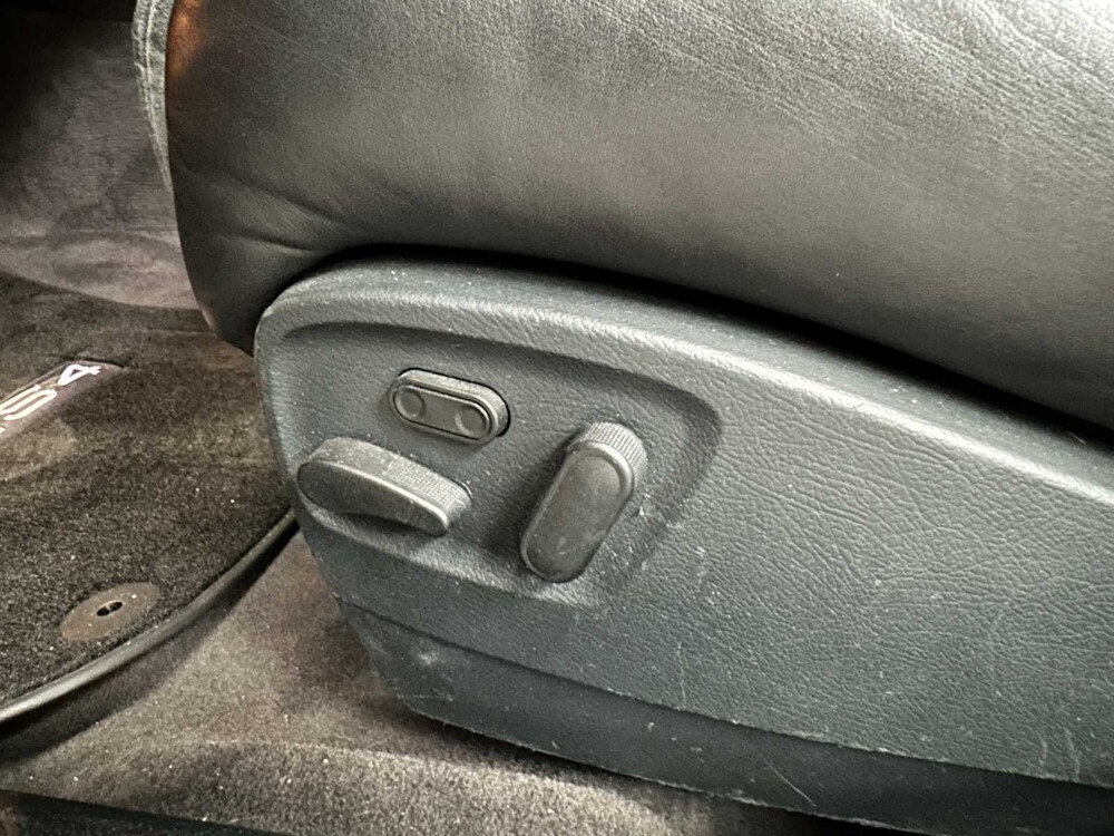 Audi RS4 Avant 2.7 V6 BiTurbo Quattro B5 381pk 2000