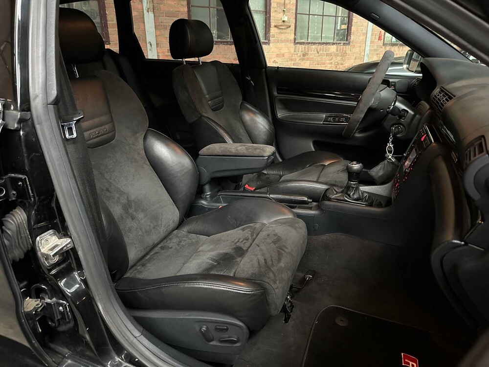 Audi RS4 Avant 2.7 V6 BiTurbo Quattro B5 381pk 2000