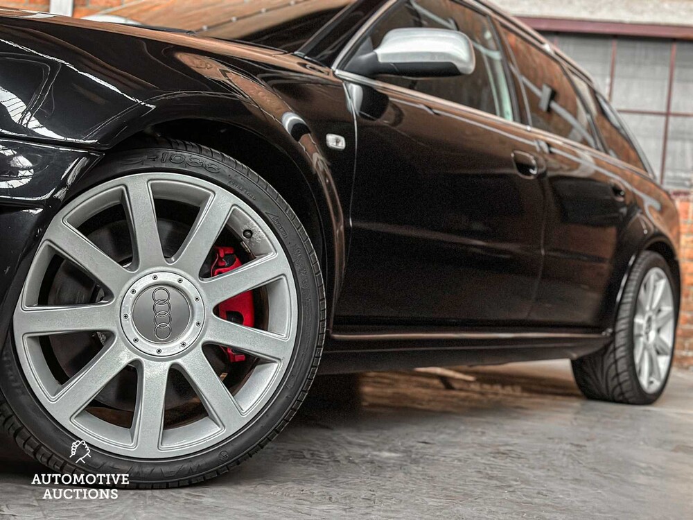 Audi RS4 Avant 2.7 V6 BiTurbo Quattro B5 381pk 2000