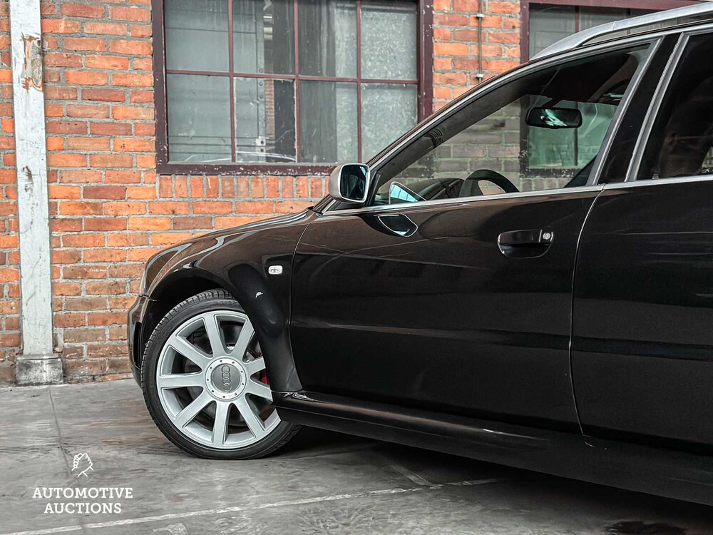 Audi RS4 Avant 2.7 V6 BiTurbo Quattro B5 381pk 2000