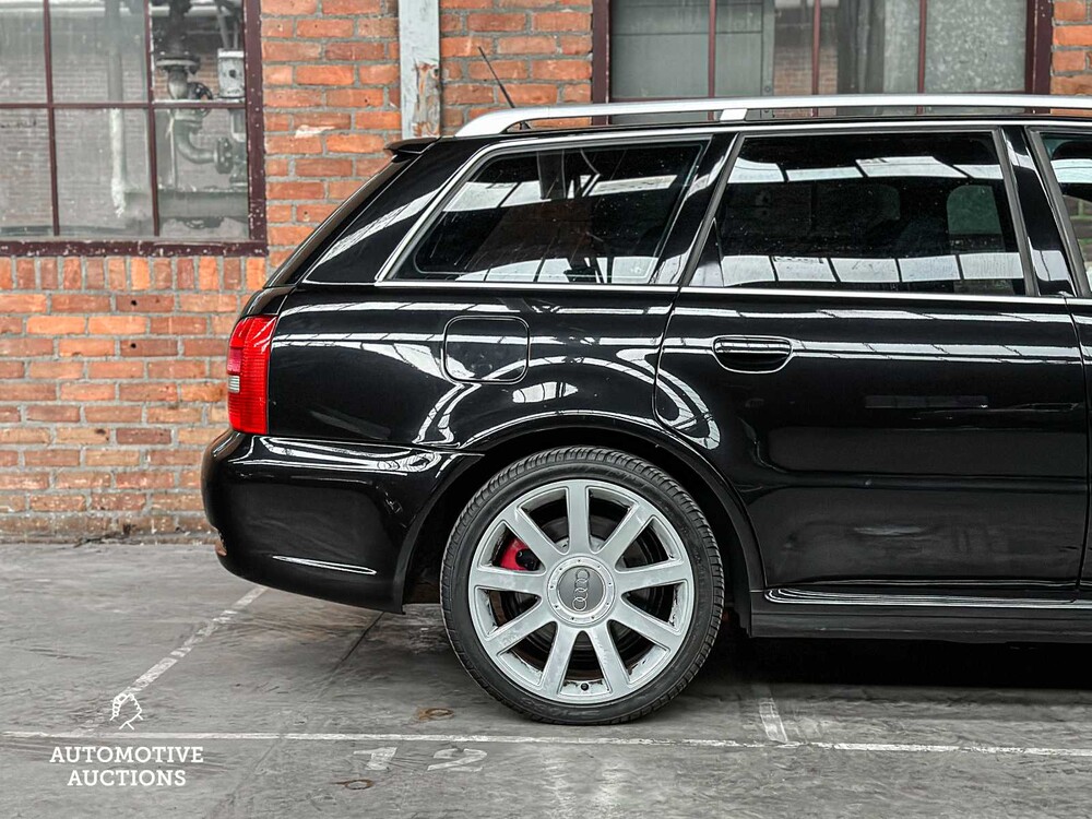 Audi RS4 Avant 2.7 V6 BiTurbo Quattro B5 381pk 2000