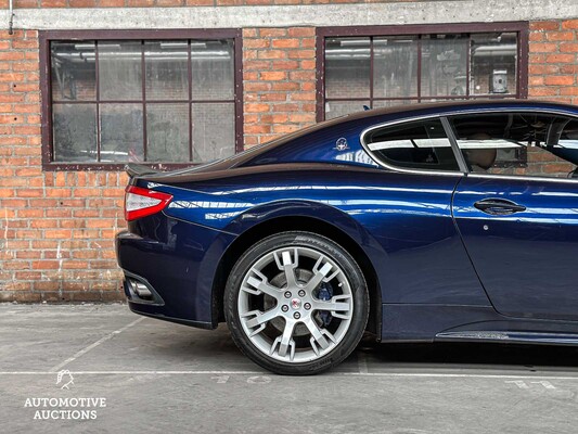 Maserati GranTurismo S 4.7 V8 440PS 2012