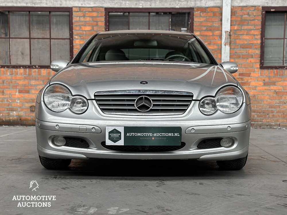 Mercedes-Benz C200 K Sportcoupé 163pk 2002 C-klasse, NT-191-G Youngtimer