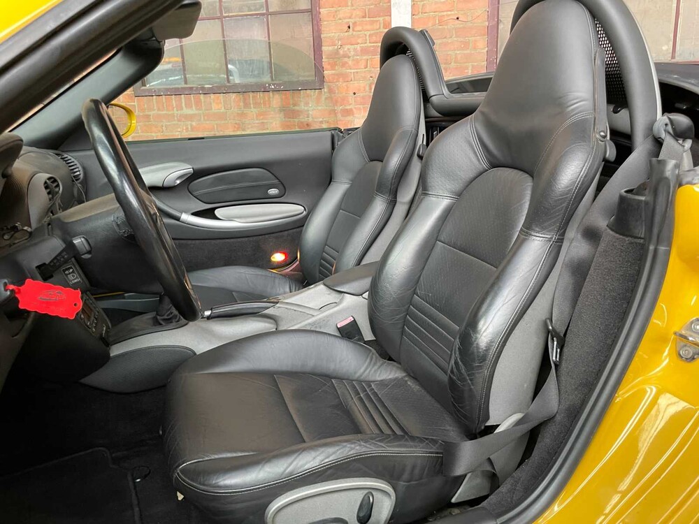 Porsche Boxster S 986 Facelift -MANUAL- GT3 uitvoering 3.2 260pk 2003, Youngtimer