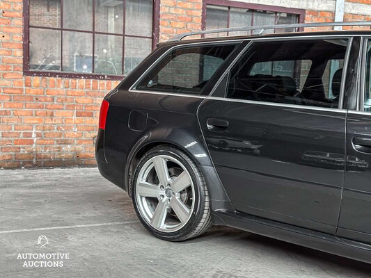 Audi RS6 Avant 4.2 V8 Quattro 450hp 2003, 20-LL-ZB Youngtimer