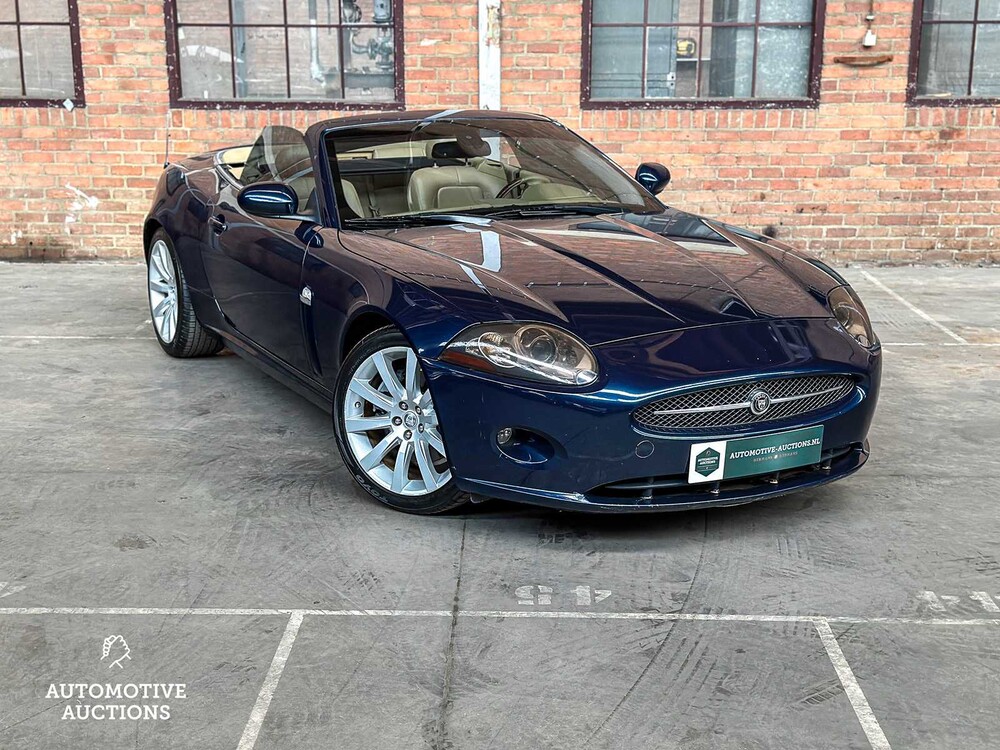 Jaguar XK Cabriolet 4.2 V8 300pk 2006, Youngtimer