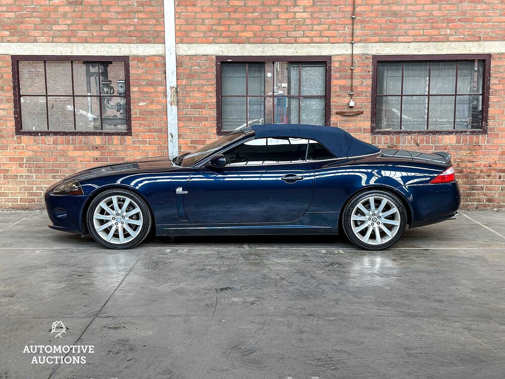 Jaguar XK Cabriolet 4.2 V8 300pk 2006, Youngtimer