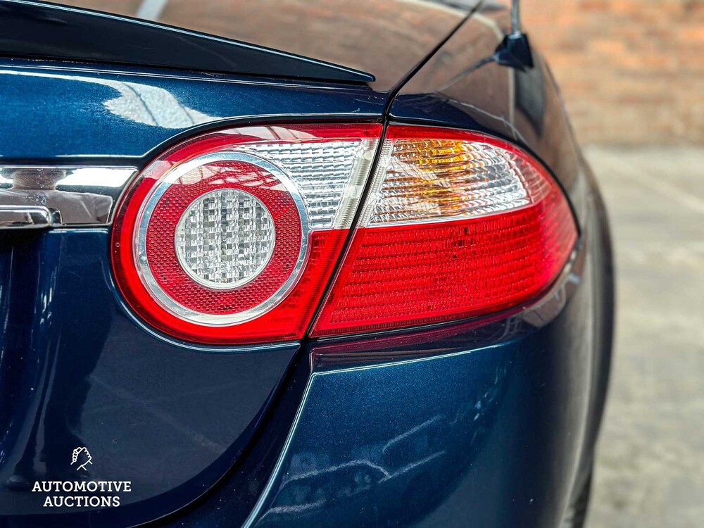 Jaguar XK Cabriolet 4.2 V8 300pk 2006, Youngtimer