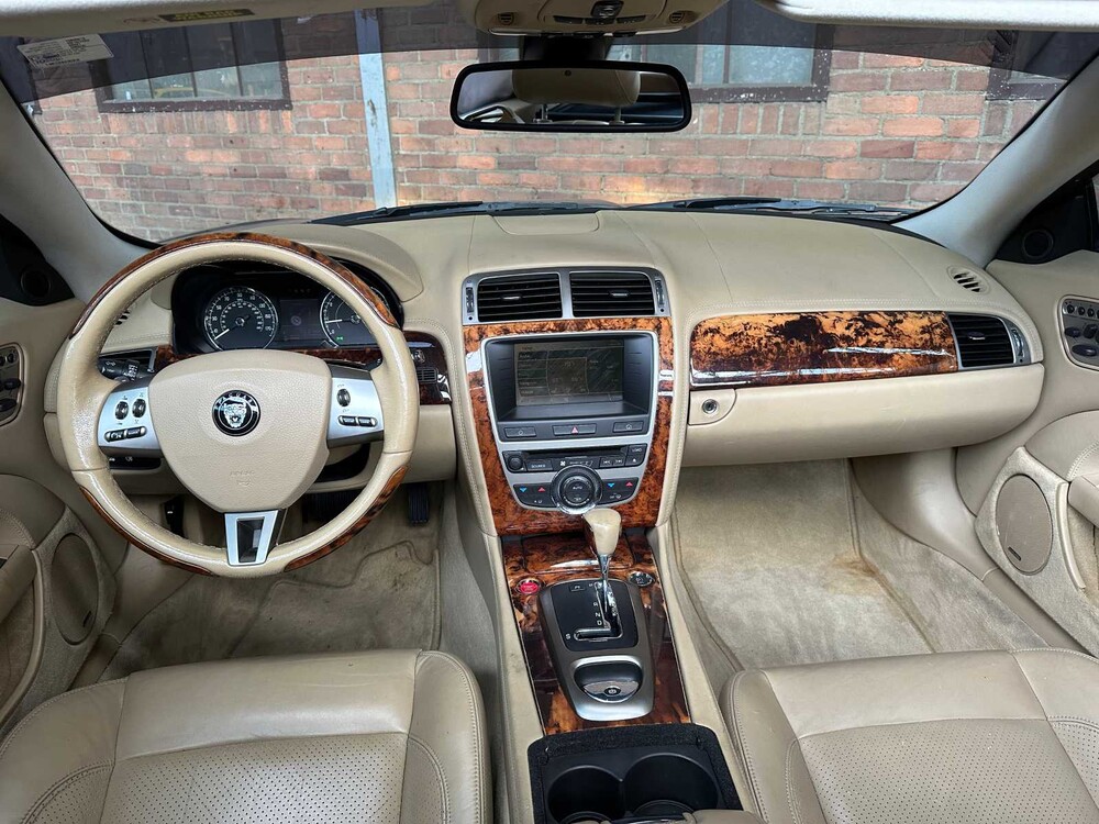 Jaguar XK Cabriolet 4.2 V8 300pk 2006, Youngtimer