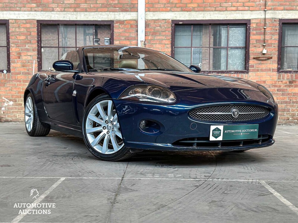 Jaguar XK Cabriolet 4.2 V8 300pk 2006, Youngtimer