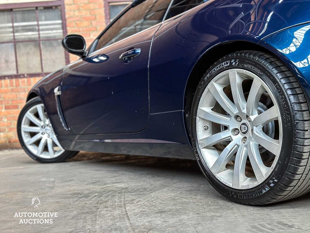 Jaguar XK Cabriolet 4.2 V8 300pk 2006, Youngtimer