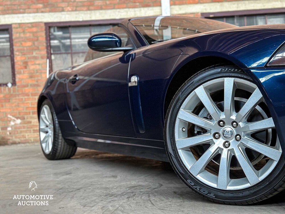 Jaguar XK Cabriolet 4.2 V8 300pk 2006, Youngtimer