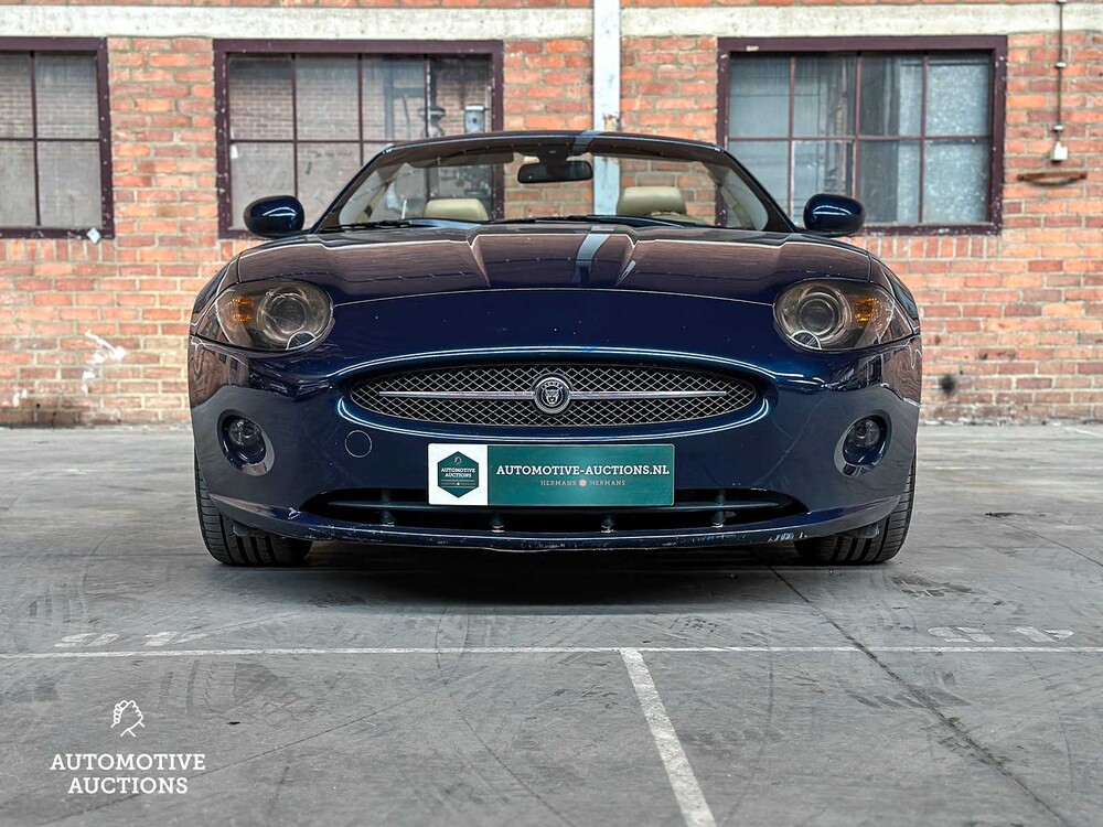 Jaguar XK Cabriolet 4.2 V8 300pk 2006, Youngtimer