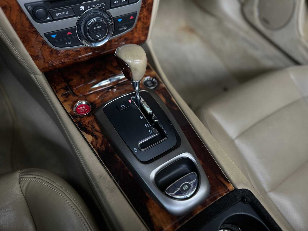 Jaguar XK Cabriolet 4.2 V8 300pk 2006, Youngtimer