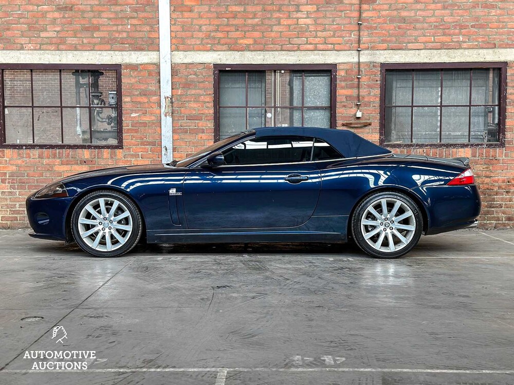 Jaguar XK Cabriolet 4.2 V8 300pk 2006, Youngtimer