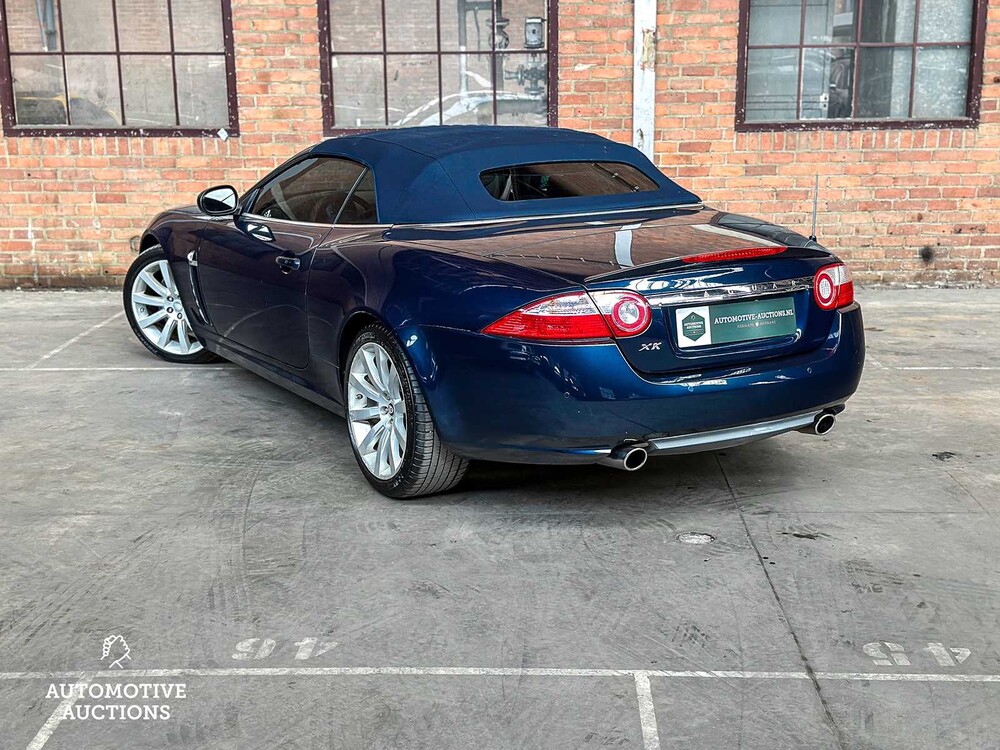 Jaguar XK Cabriolet 4.2 V8 300pk 2006, Youngtimer