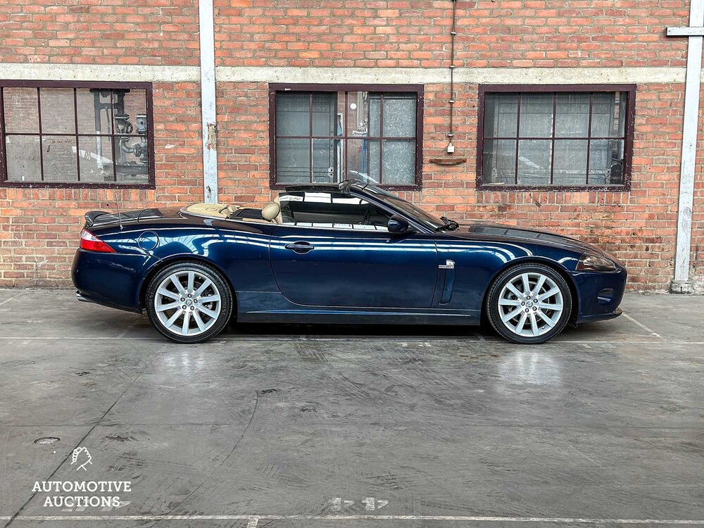 Jaguar XK Cabriolet 4.2 V8 300pk 2006, Youngtimer