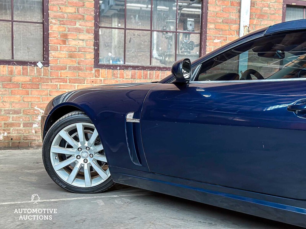 Jaguar XK Cabriolet 4.2 V8 300pk 2006, Youngtimer