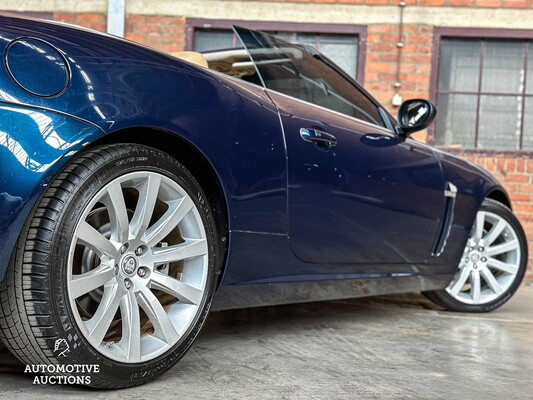 Jaguar XK Cabriolet 4.2 V8 300hp 2006, Youngtimer