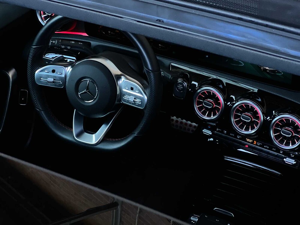 Mercedes-Benz A250e AMG Business Solution 160pk 2022 A-klasse, X-451-TP