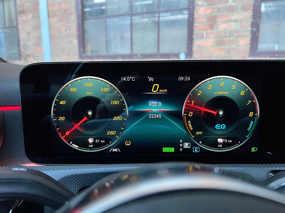 Mercedes-Benz A250e AMG Business Solution 160pk 2022 A-klasse, X-451-TP