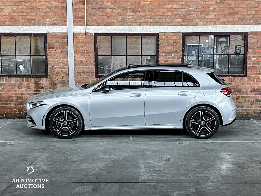 Mercedes-Benz A250e AMG Business Solution 160pk 2022 A-klasse, X-451-TP