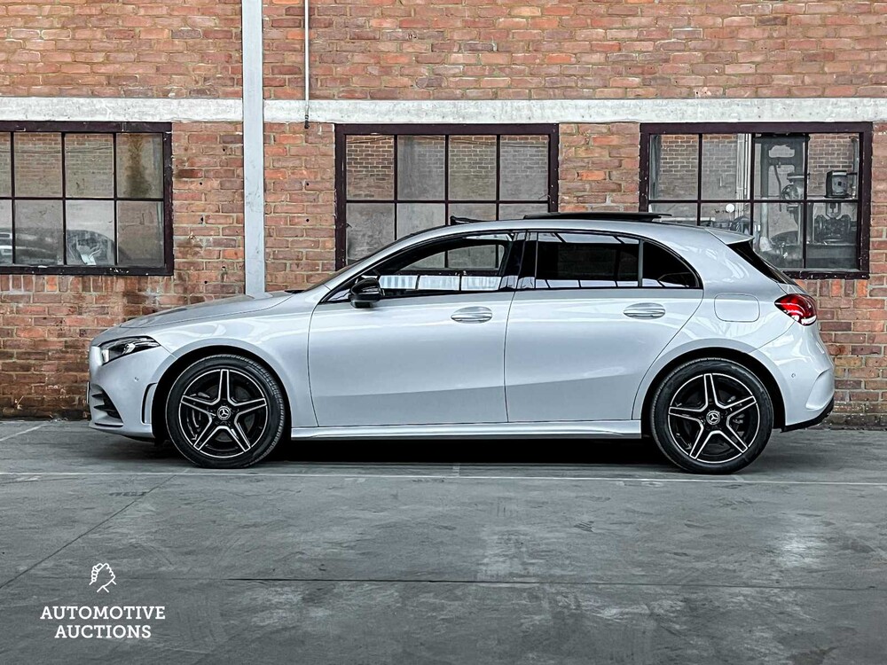 Mercedes-Benz A250e AMG Business Solution 160pk 2022 A-klasse, X-451-TP