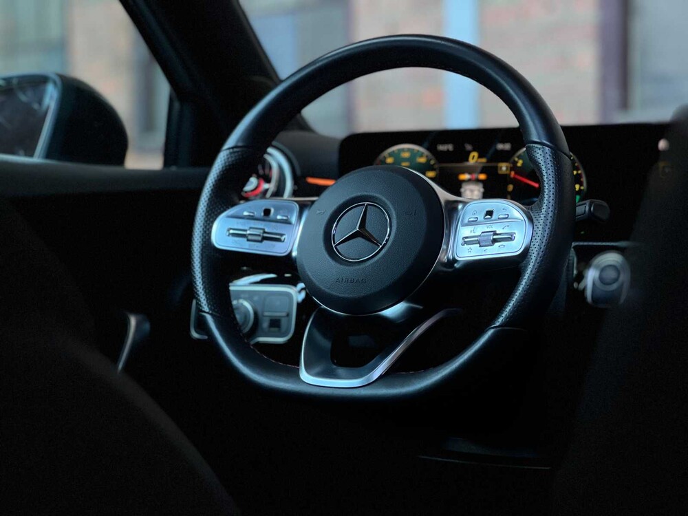 Mercedes-Benz A250e AMG Business Solution 160pk 2022 A-klasse, X-451-TP