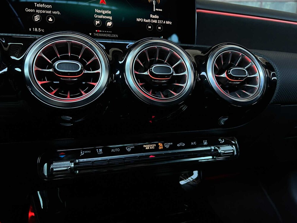 Mercedes-Benz A250e AMG Business Solution 160pk 2022 A-klasse, X-451-TP