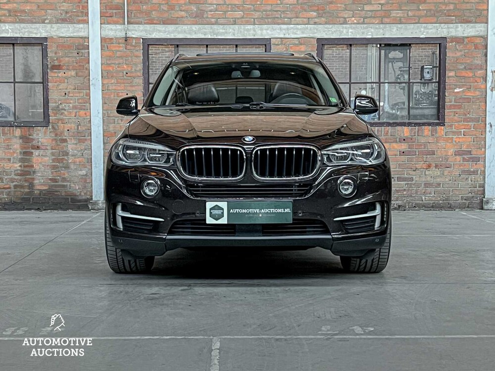 BMW X5 xDrive30d High Executive F15 258pk 2014, HS-577-L