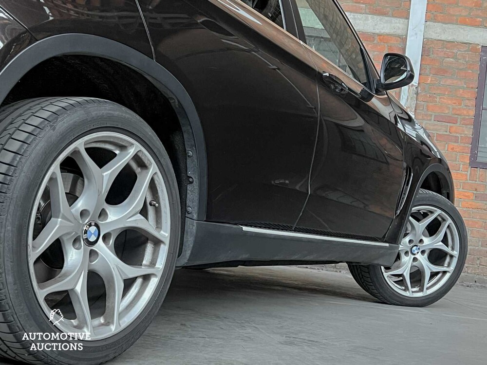 BMW X5 xDrive30d High Executive F15 258pk 2014, HS-577-L