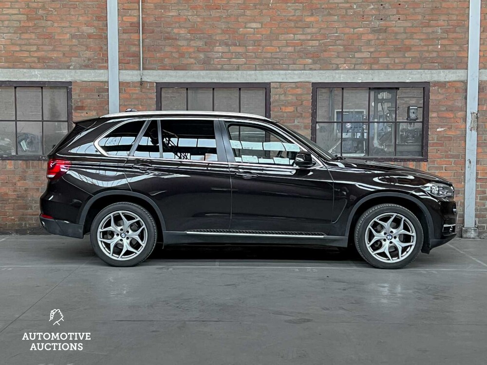 BMW X5 xDrive30d High Executive F15 258pk 2014, HS-577-L