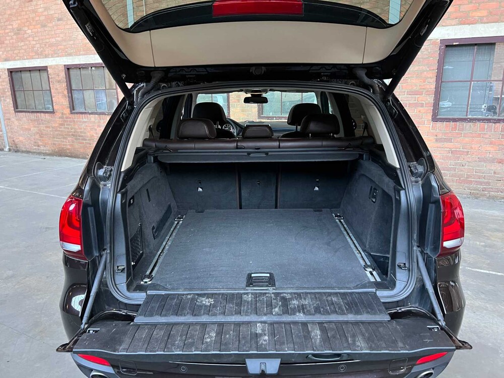 BMW X5 xDrive30d High Executive F15 258pk 2014, HS-577-L